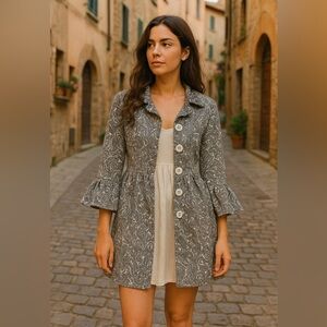 Boho Chic Black‎ & White Paisley Button Front Jacket Size 4 Flared Sleeves